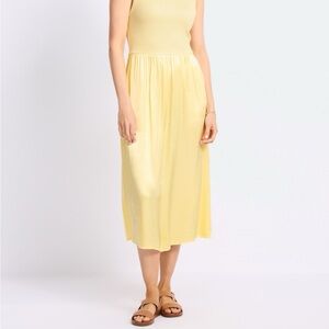 Elegant Yellow Midi Skirt